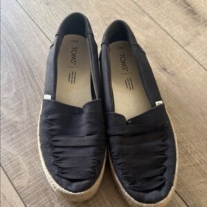 TOMS Women's Black Espadrilles with Woven Detail 8.5